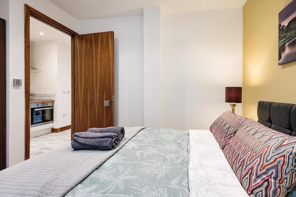 1-Bed Marylebone Apartment Лондон Екстериор снимка