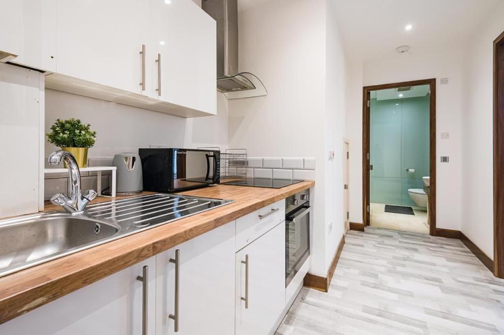 1-Bed Marylebone Apartment Лондон Екстериор снимка