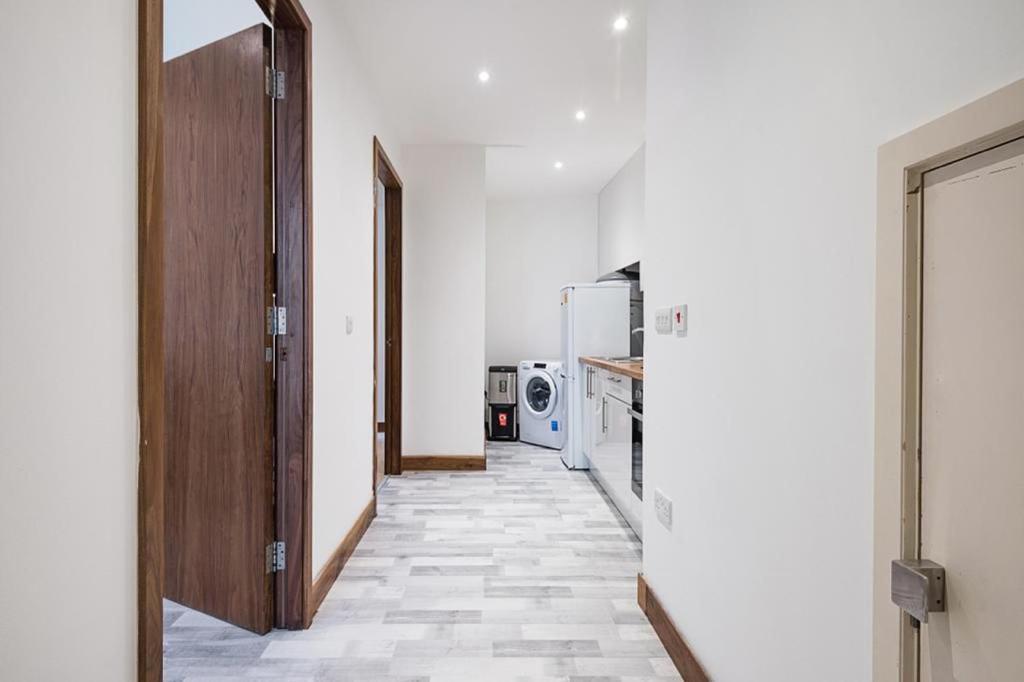 1-Bed Marylebone Apartment Лондон Екстериор снимка